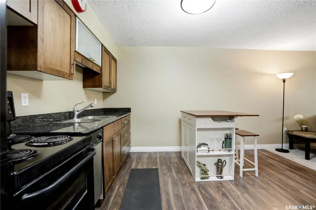 104 104th Street W Saskatoon SK S7N 1M8