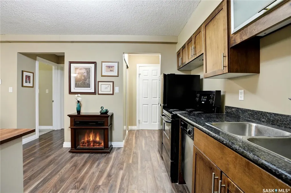 104 104th Street W Saskatoon SK S7N 1M8