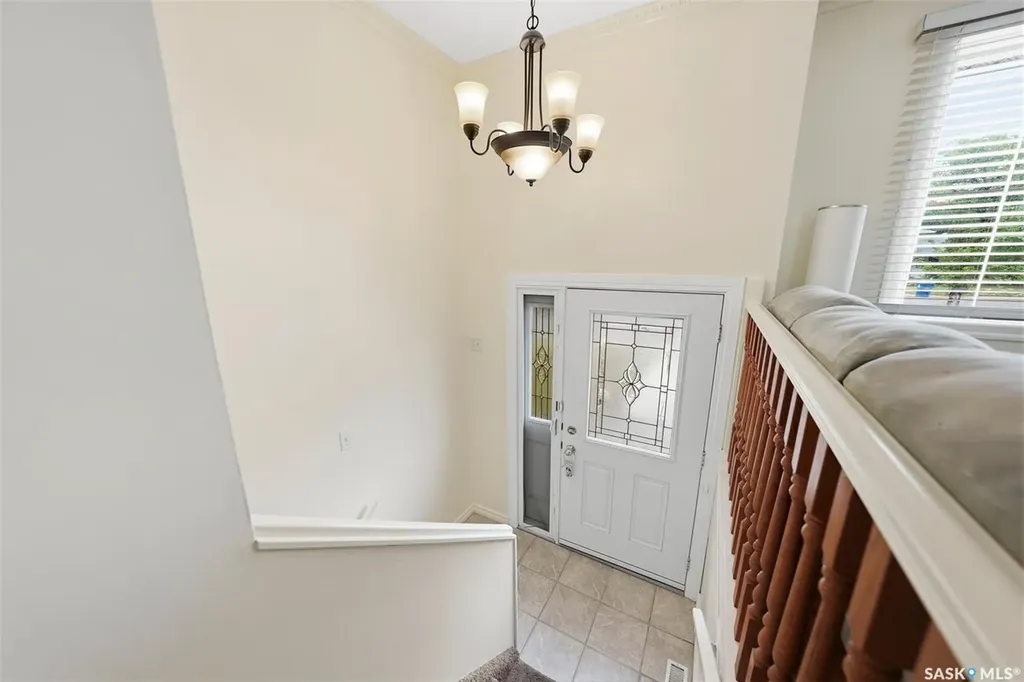 526 Mckercher Drive Saskatoon SK S7H 3W6