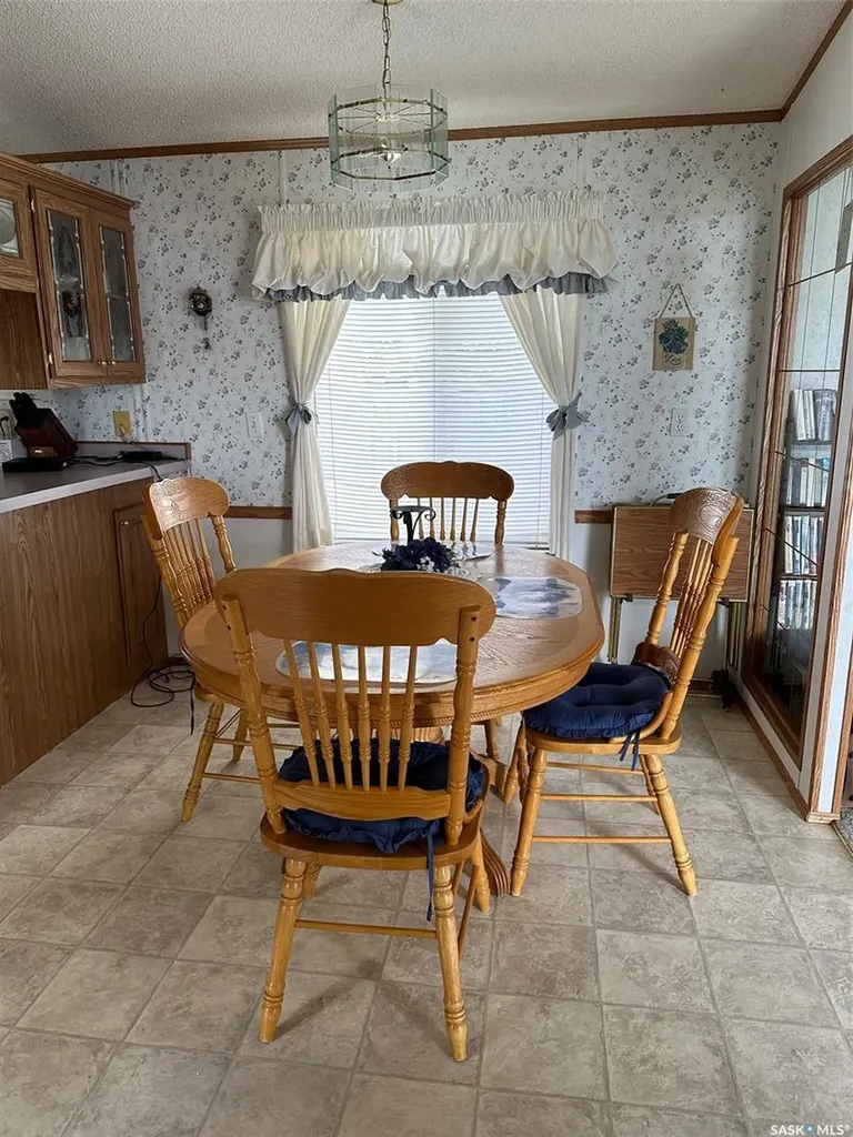 230 Main Street Bienfait SK S0C 0M0
