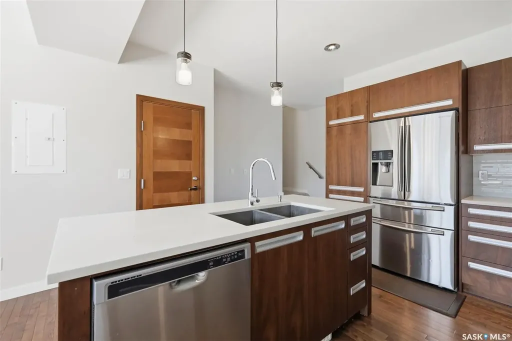 115 Tweed Lane Saskatoon SK S7V 0K1