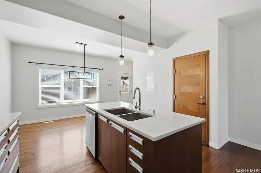 115 Tweed Lane Saskatoon SK S7V 0K1