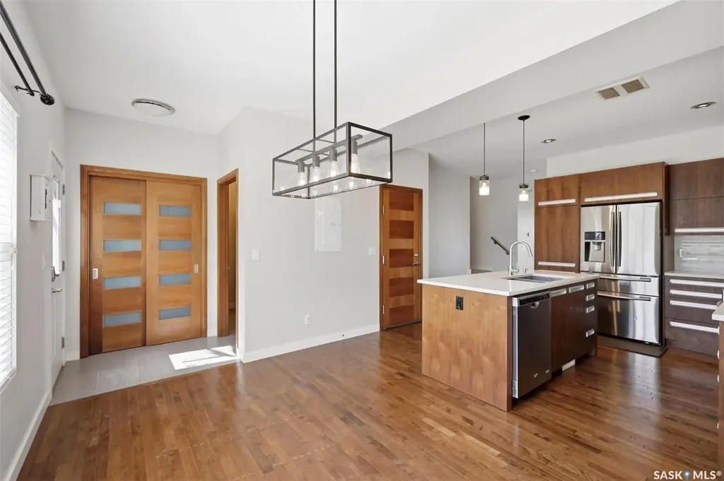 115 Tweed Lane Saskatoon SK S7V 0K1