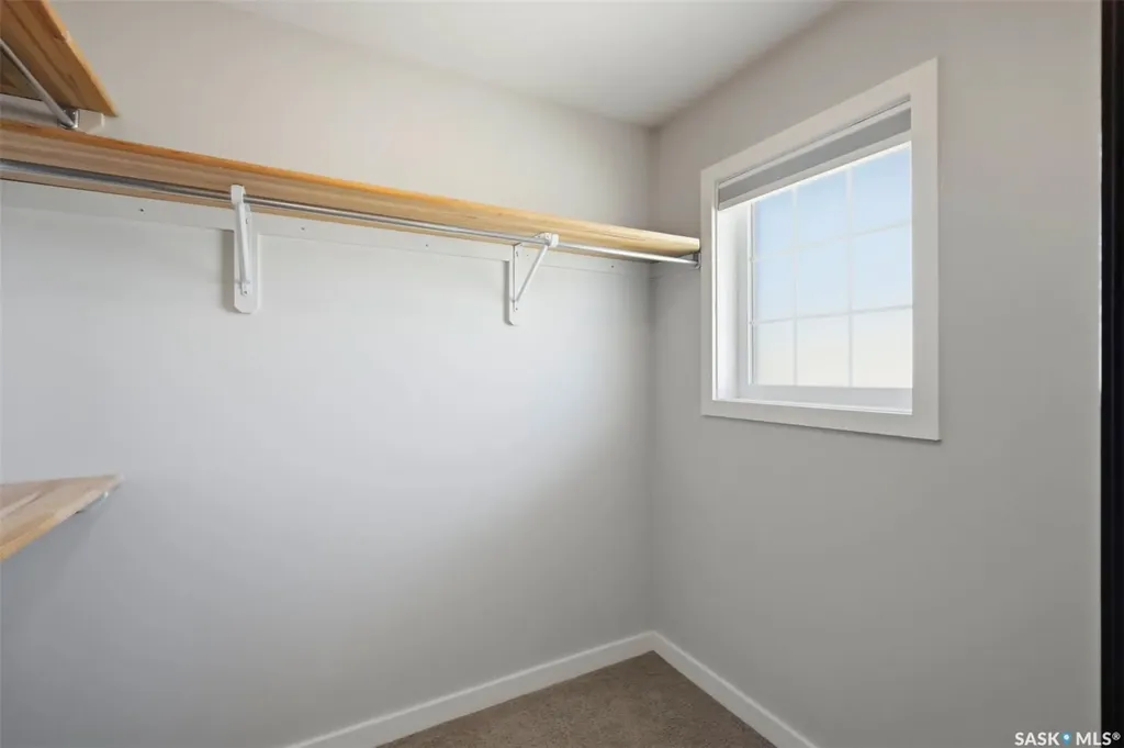 115 Tweed Lane Saskatoon SK S7V 0K1