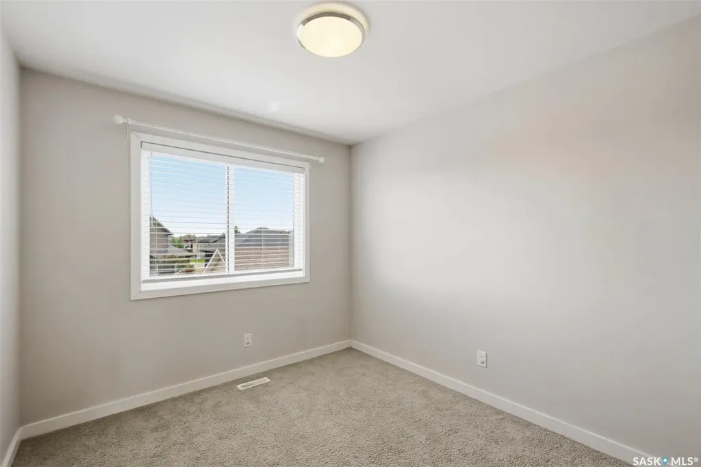 115 Tweed Lane Saskatoon SK S7V 0K1