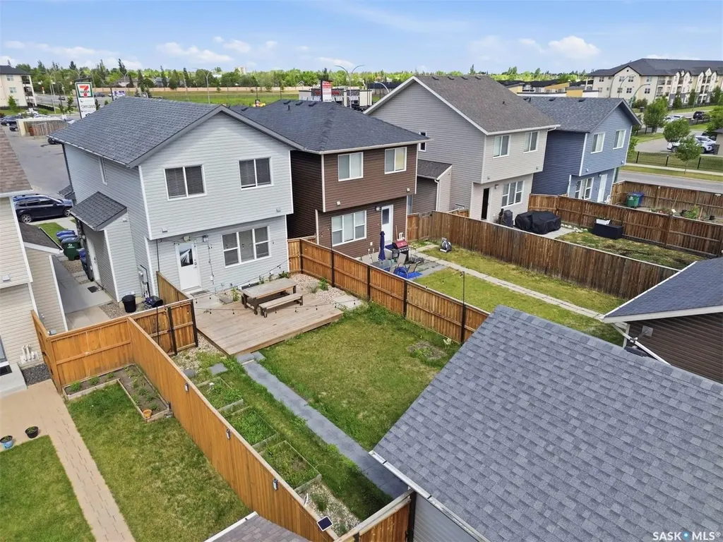 115 Tweed Lane Saskatoon SK S7V 0K1