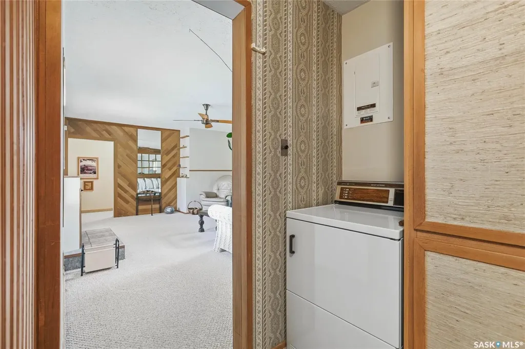 133 Ellison Crescent Regina SK S4R 4V6