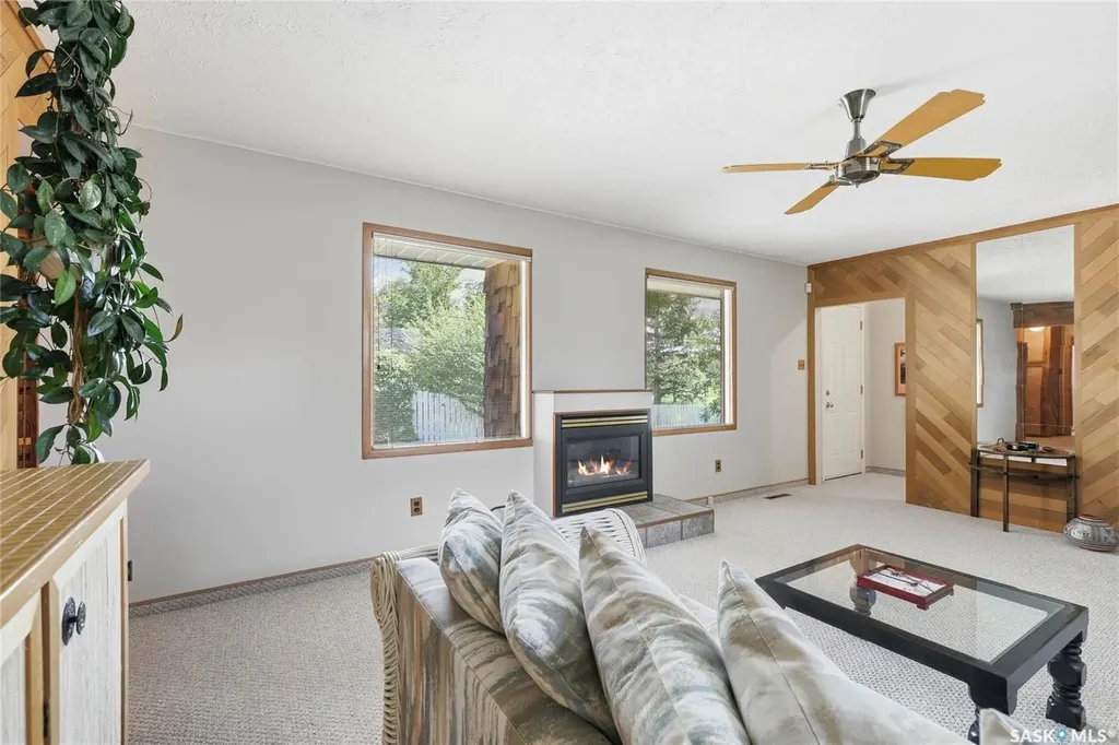 133 Ellison Crescent Regina SK S4R 4V6
