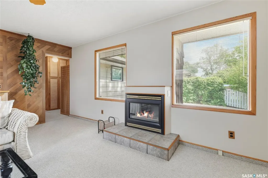 133 Ellison Crescent Regina SK S4R 4V6