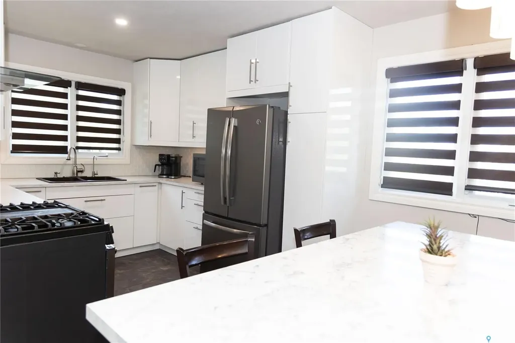 600 5th Avenue W Assiniboia SK S0H 0B0