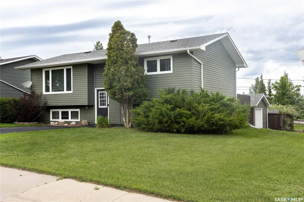 600 5th Avenue W Assiniboia SK S0H 0B0