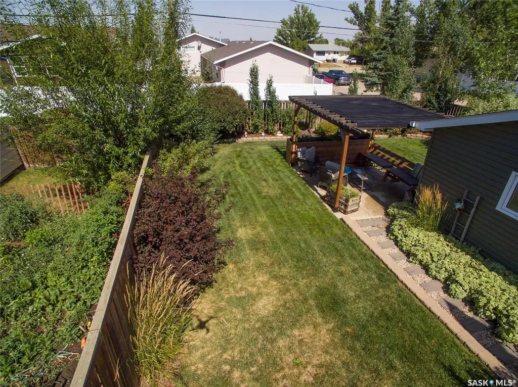 600 5th Avenue W Assiniboia SK S0H 0B0