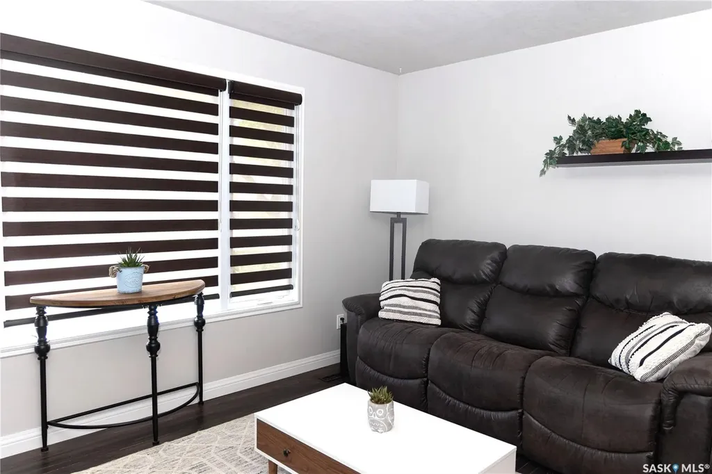 600 5th Avenue W Assiniboia SK S0H 0B0