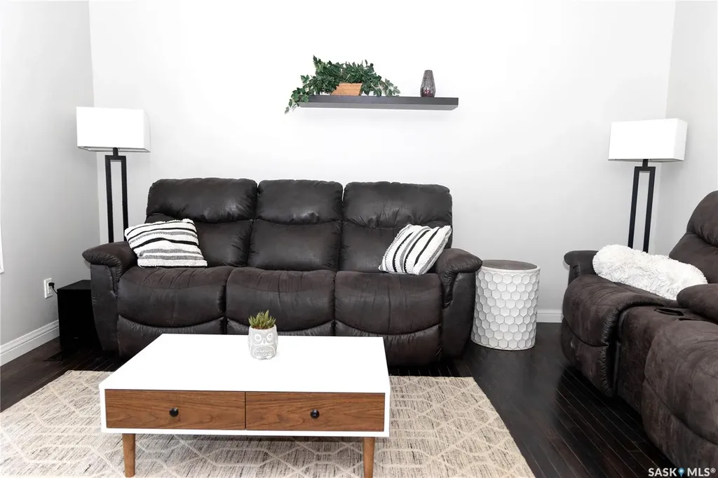 600 5th Avenue W Assiniboia SK S0H 0B0