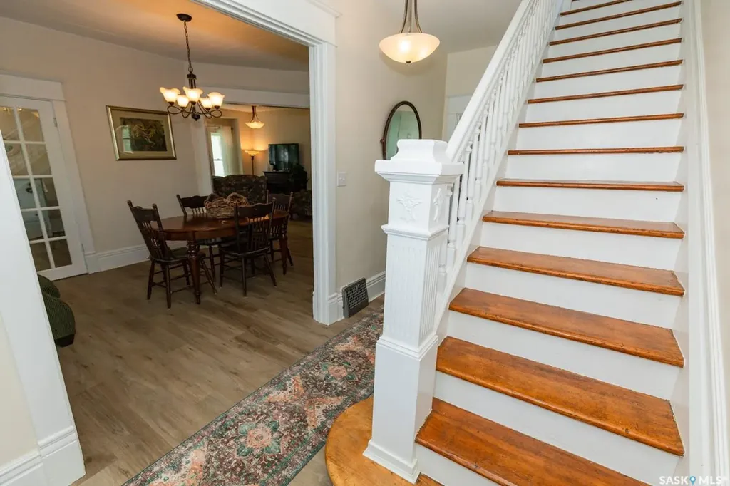 307 Lonsdale Street Luseland SK S0L 2A0