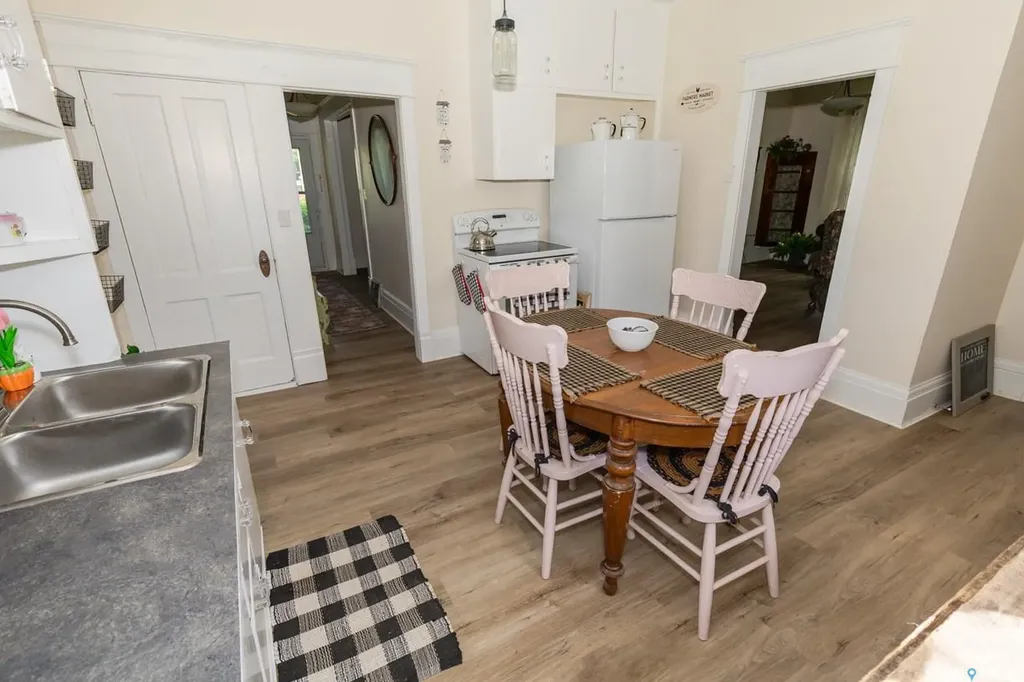 307 Lonsdale Street Luseland SK S0L 2A0
