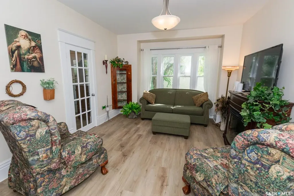 307 Lonsdale Street Luseland SK S0L 2A0