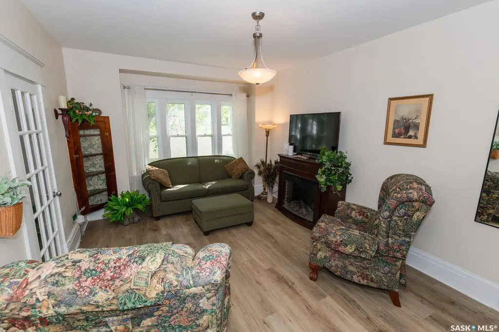 307 Lonsdale Street Luseland SK S0L 2A0