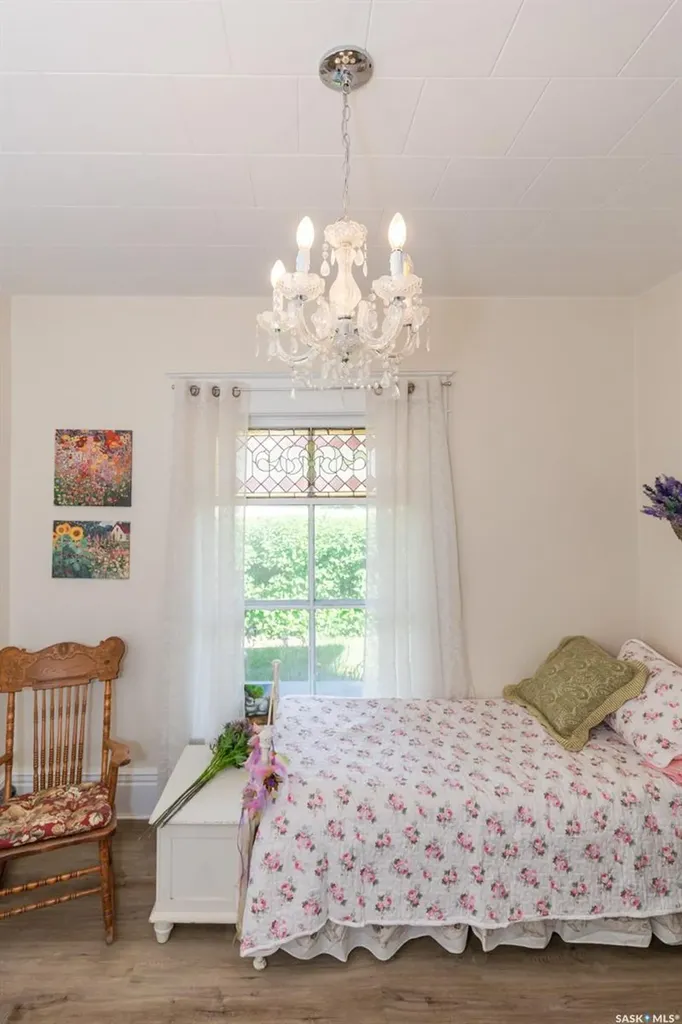 307 Lonsdale Street Luseland SK S0L 2A0