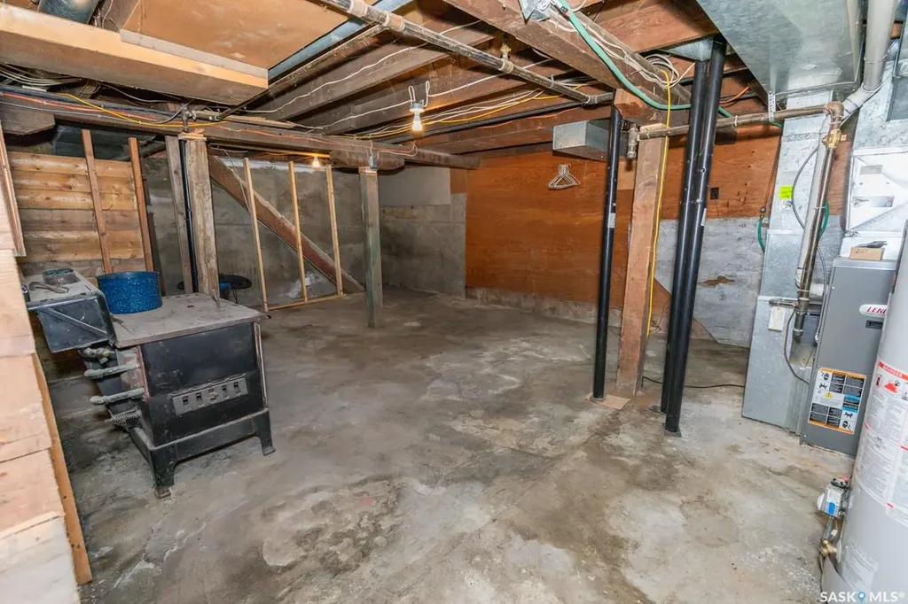 307 Lonsdale Street Luseland SK S0L 2A0