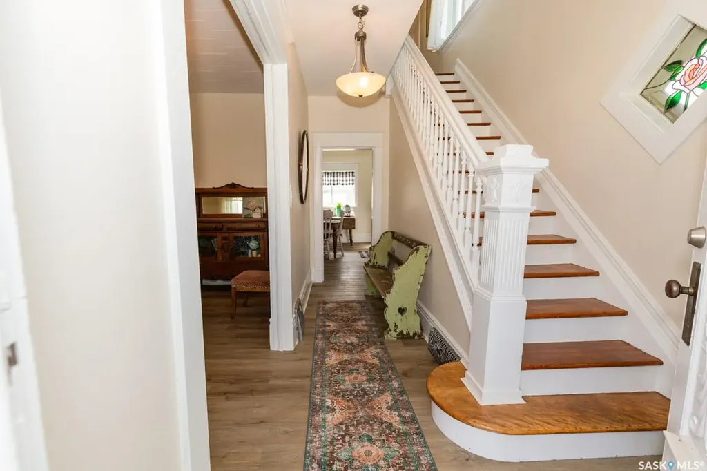 307 Lonsdale Street Luseland SK S0L 2A0