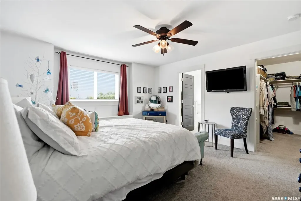 3220 11th Street Saskatoon SK S7M 5M4