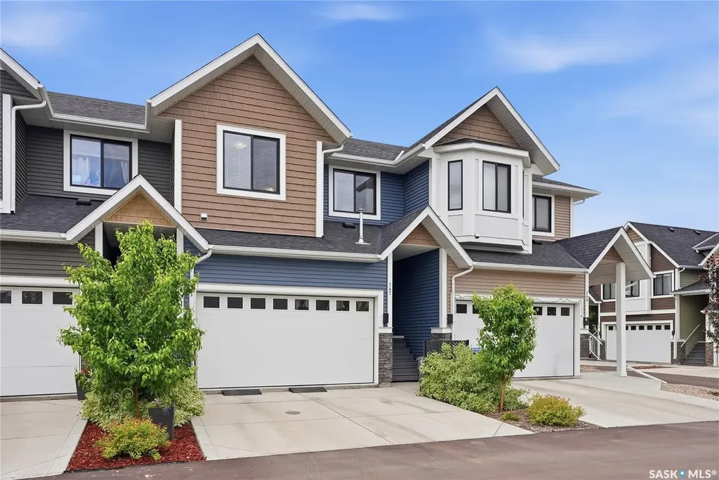 3220 11th Street Saskatoon SK S7M 5M4