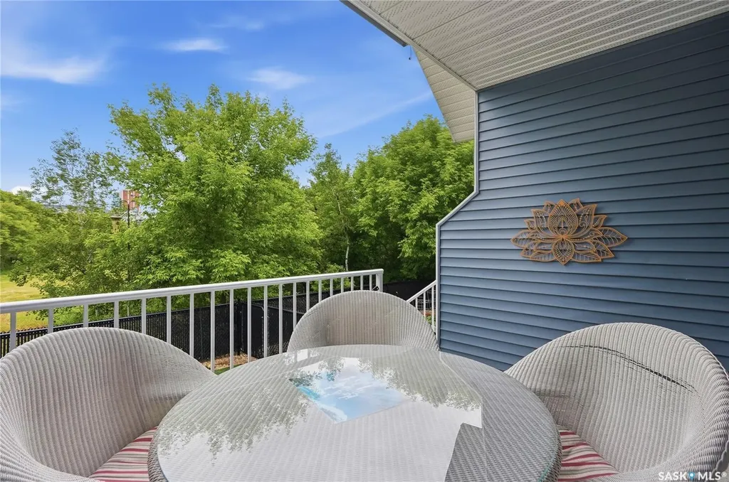 3220 11th Street Saskatoon SK S7M 5M4