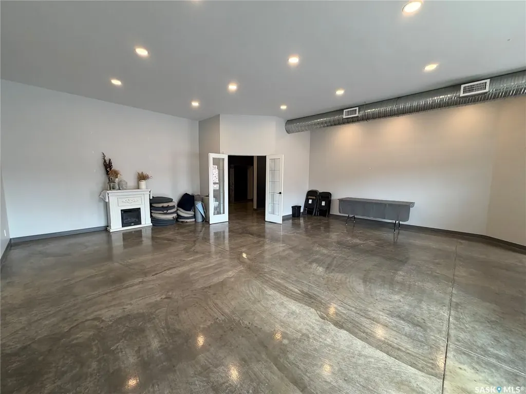 35 Smith Street W Yorkton SK S3N 0H9