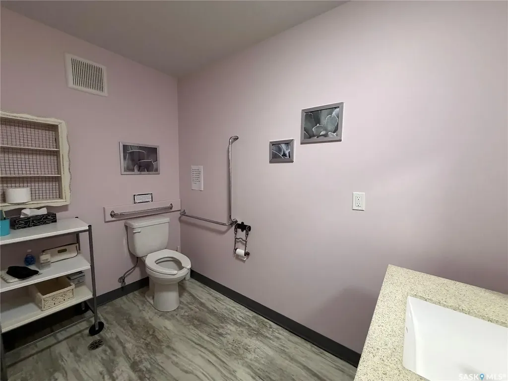 35 Smith Street W Yorkton SK S3N 0H9