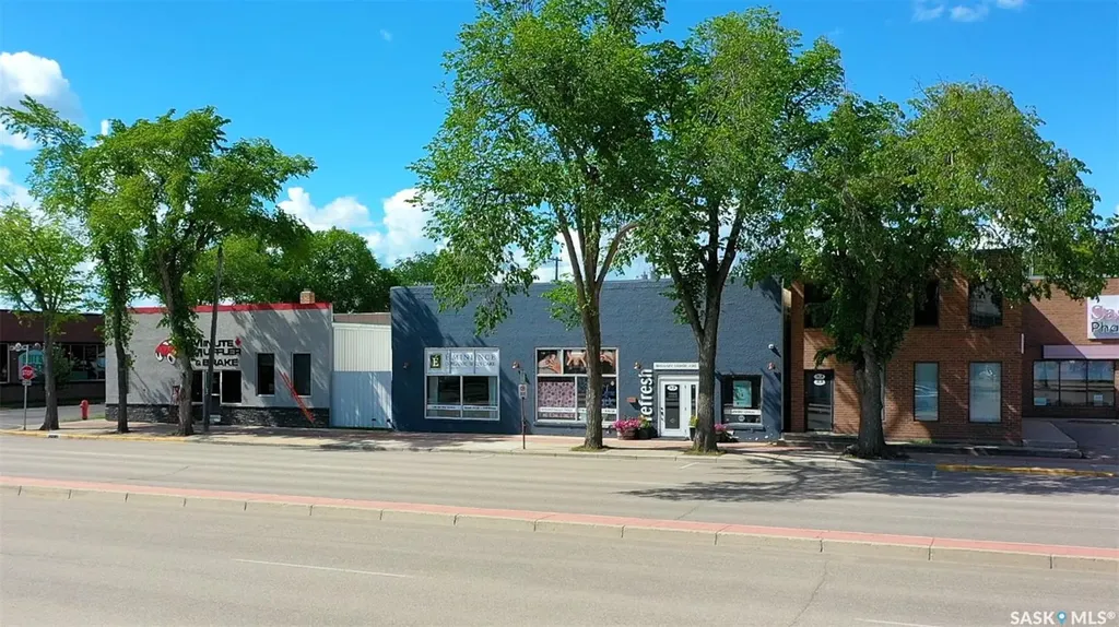 35 Smith Street W Yorkton SK S3N 0H9