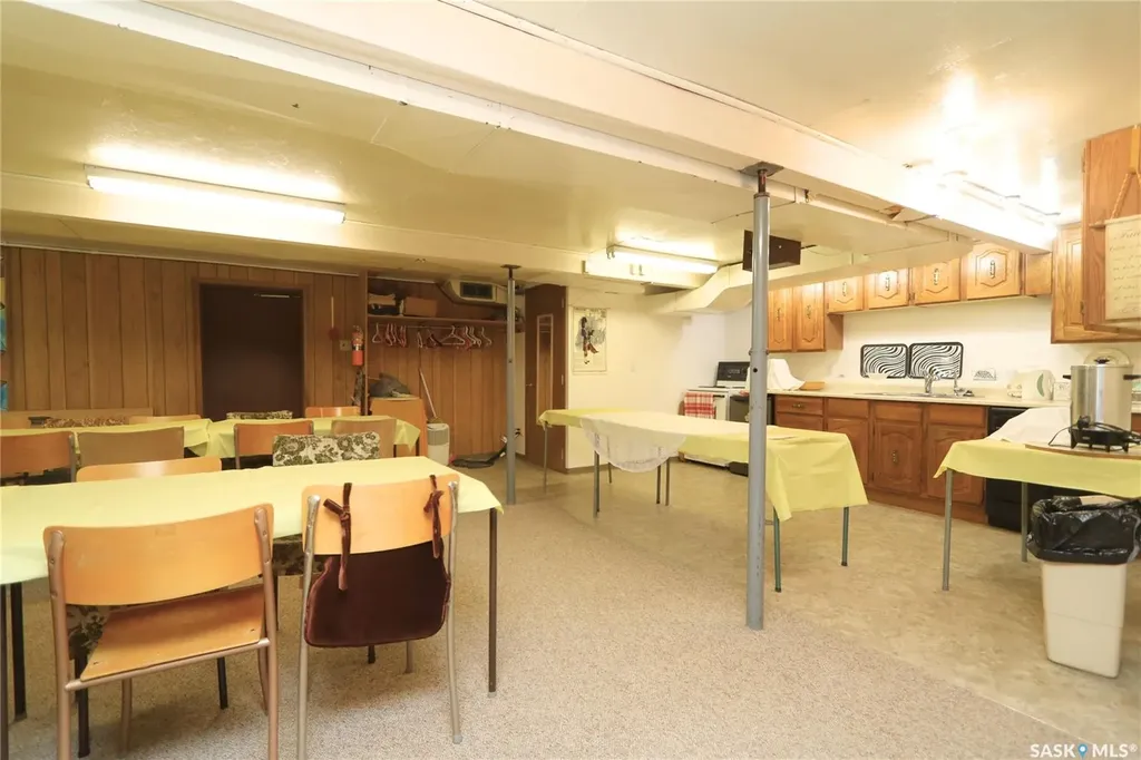400 Commercial Street Saltcoats SK S0A 3R0