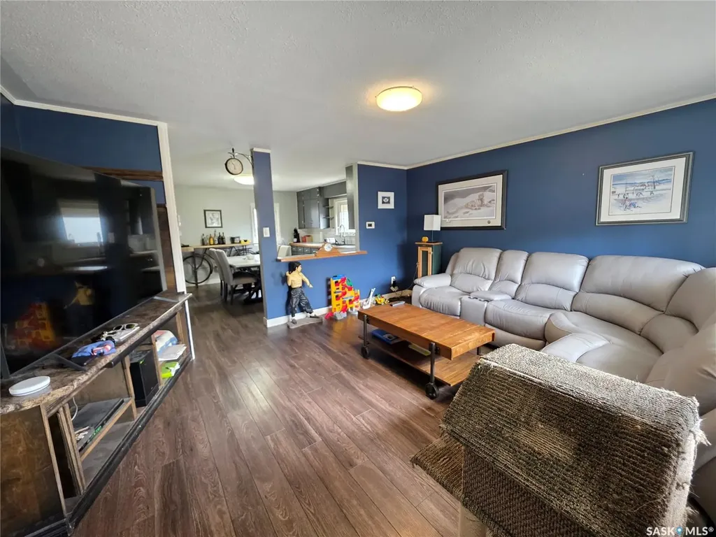 227 10th Avenue NW Swift Current SK S9H 1B4