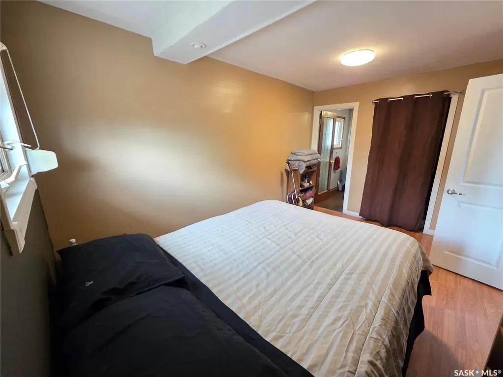 227 10th Avenue NW Swift Current SK S9H 1B4