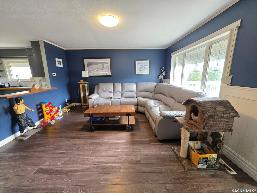 227 10th Avenue NW Swift Current SK S9H 1B4