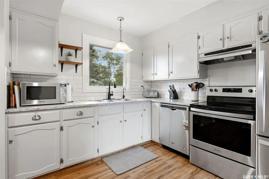 58 Norwood Crescent Regina SK S4R 0A1
