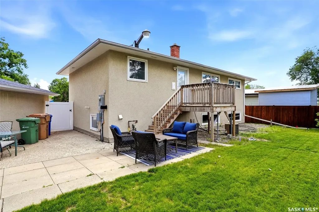 58 Norwood Crescent Regina SK S4R 0A1