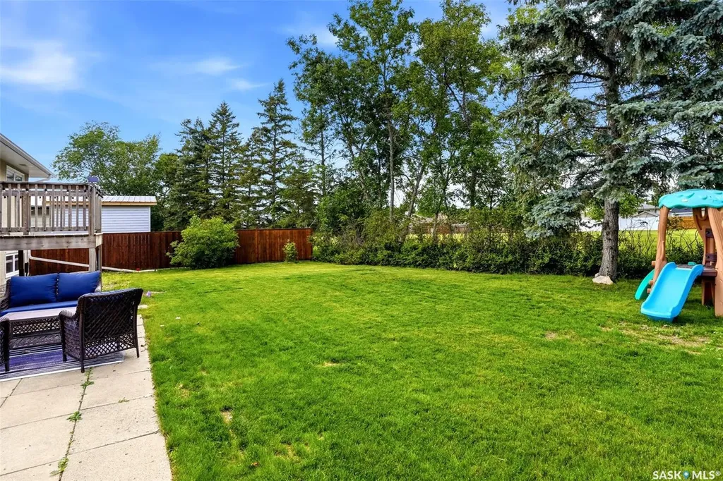 58 Norwood Crescent Regina SK S4R 0A1