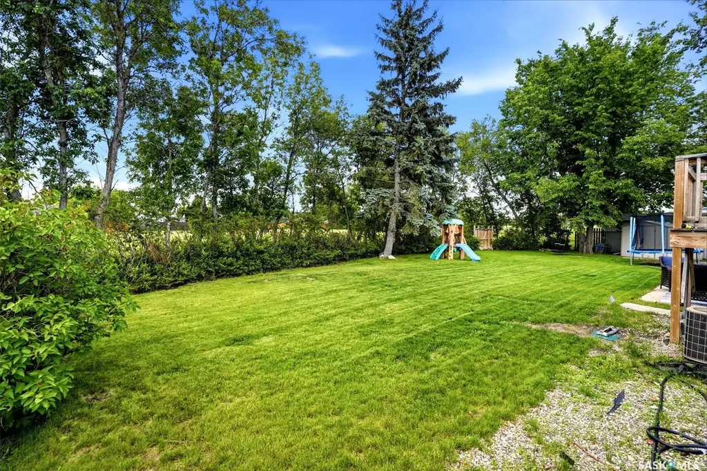 58 Norwood Crescent Regina SK S4R 0A1
