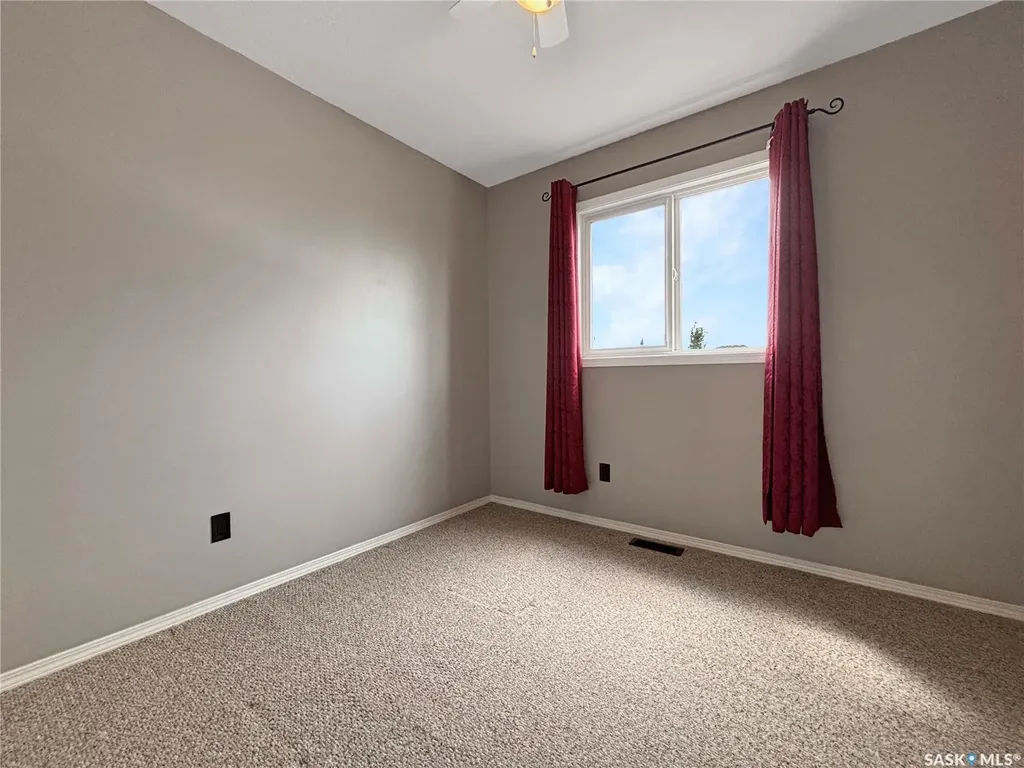 2955 Mcclocklin Road Saskatoon SK S7R 0A1