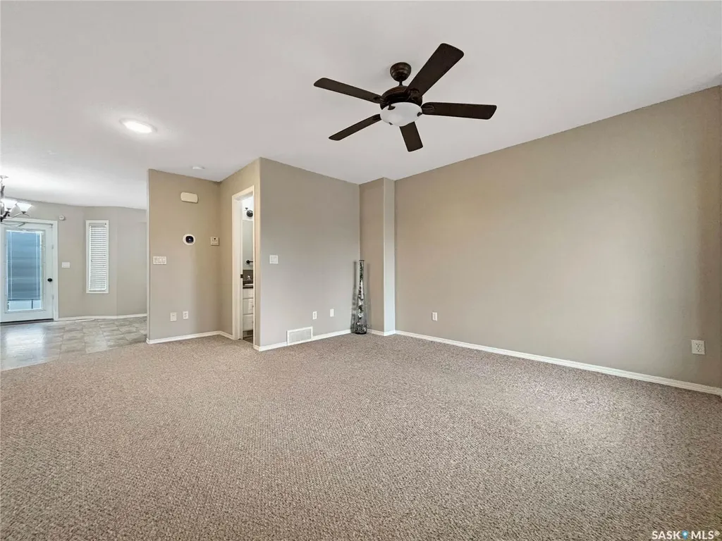 2955 Mcclocklin Road Saskatoon SK S7R 0A1