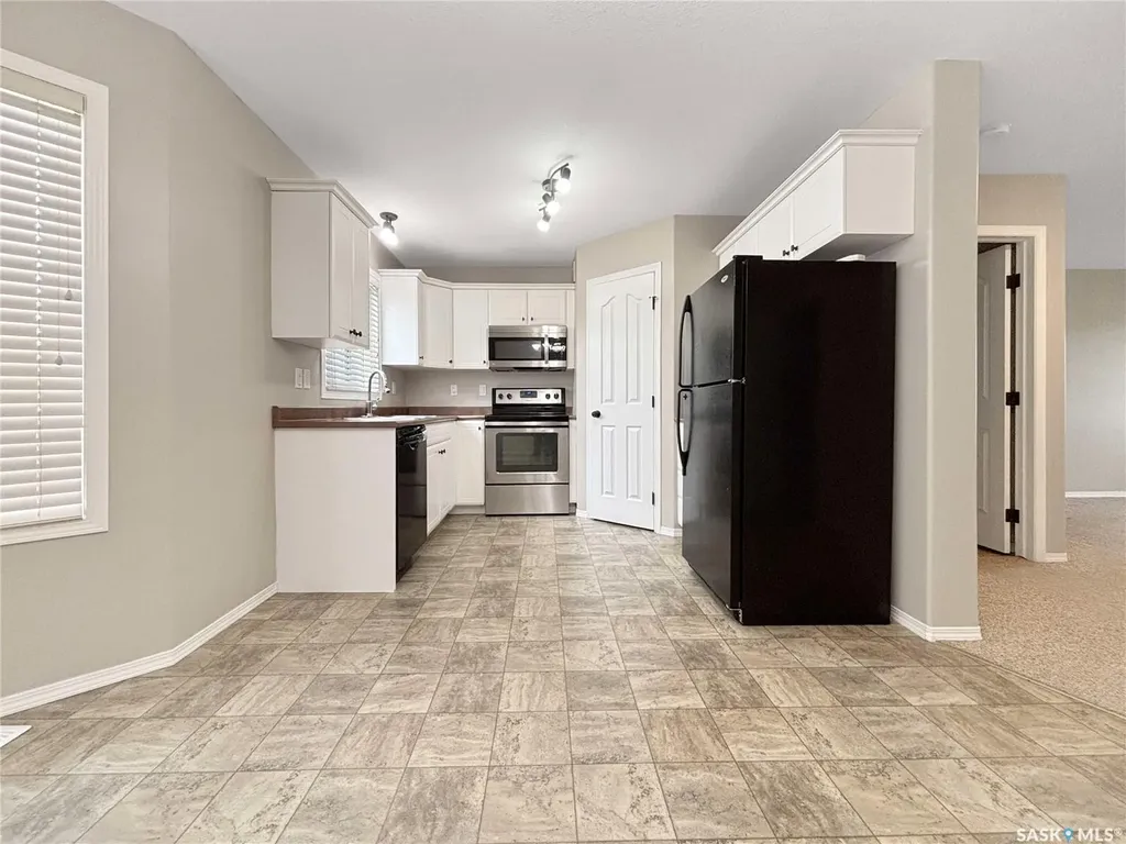 2955 Mcclocklin Road Saskatoon SK S7R 0A1