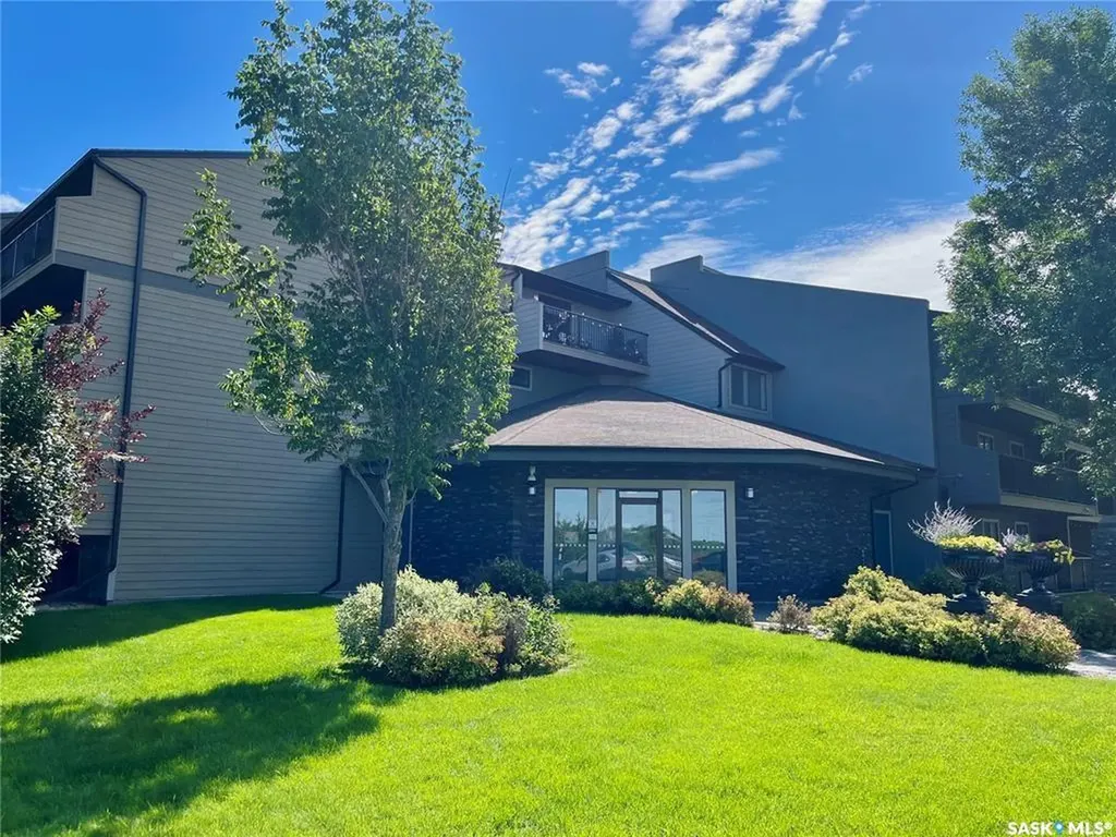 2233 St Henry Avenue Saskatoon SK S7M 5K6