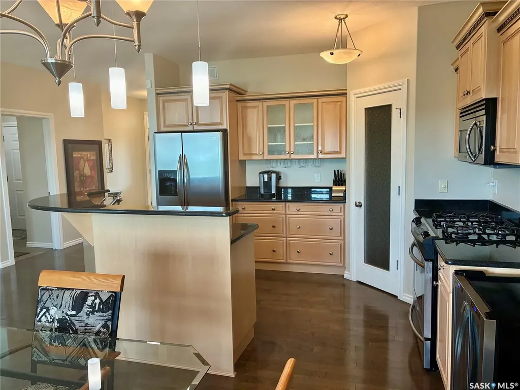 10170 Wascana Estates Regina SK S4V 3E5