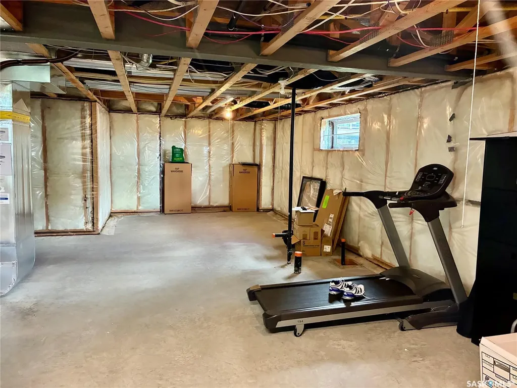 10170 Wascana Estates Regina SK S4V 3E5