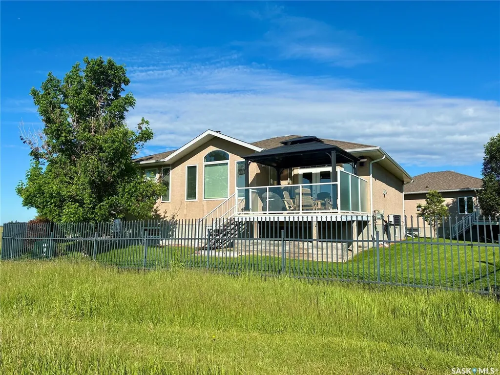 10170 Wascana Estates Regina SK S4V 3E5