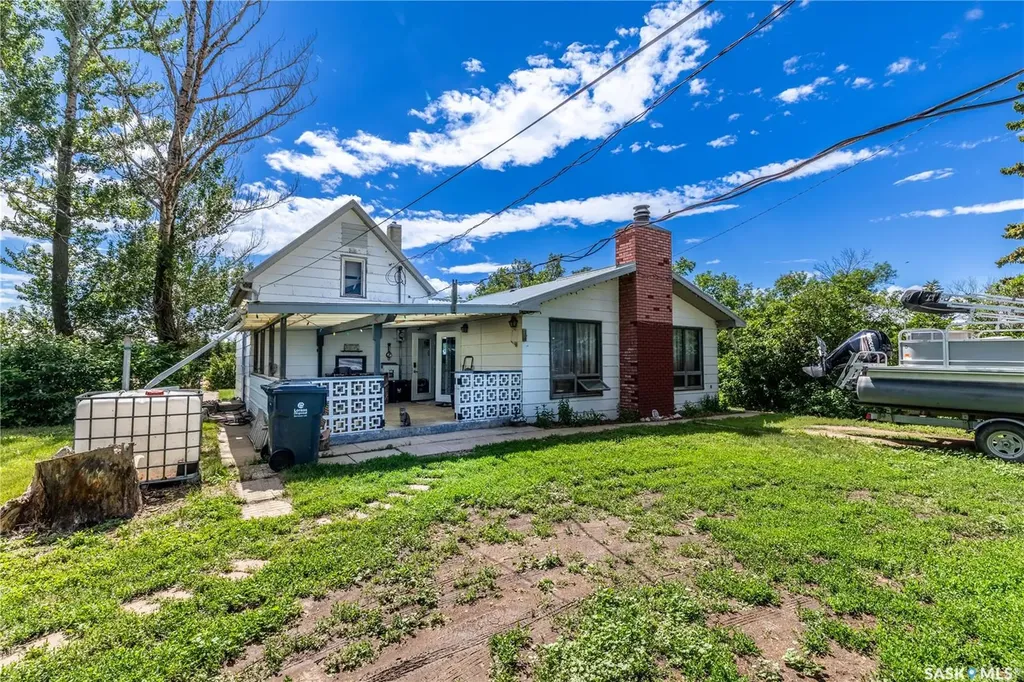 120 Crocus Avenue Briercrest SK S0H 0K0