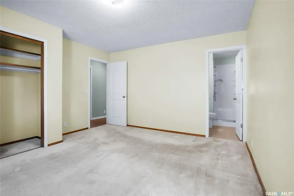 471 Wakabayashi Crescent Saskatoon SK S7K 7M6