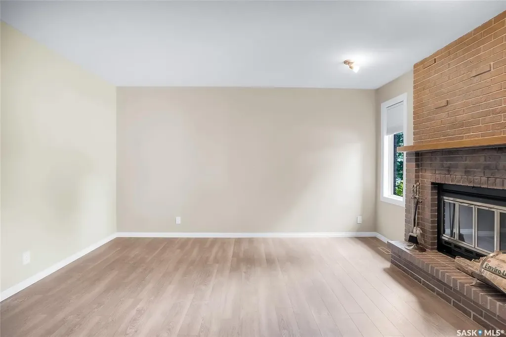 471 Wakabayashi Crescent Saskatoon SK S7K 7M6