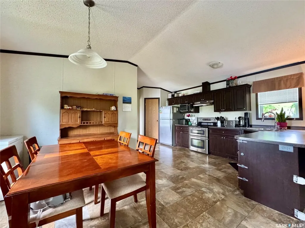 511 Arundel Avenue S Bredenbury SK S0A 2A0